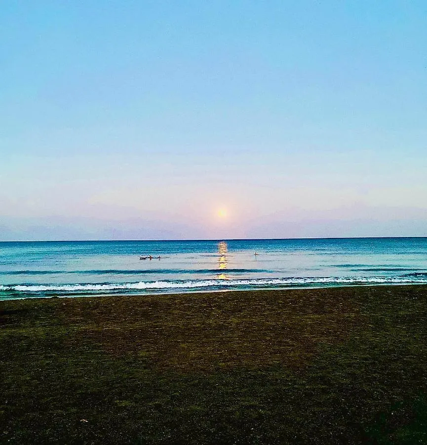Bali Suites 303 Larnaca 0*,